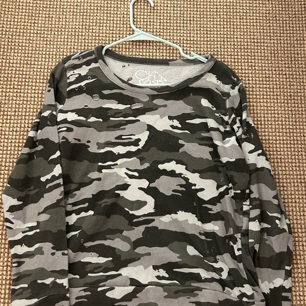 Chaser Gray Camouflage Long Sleeve Sweater